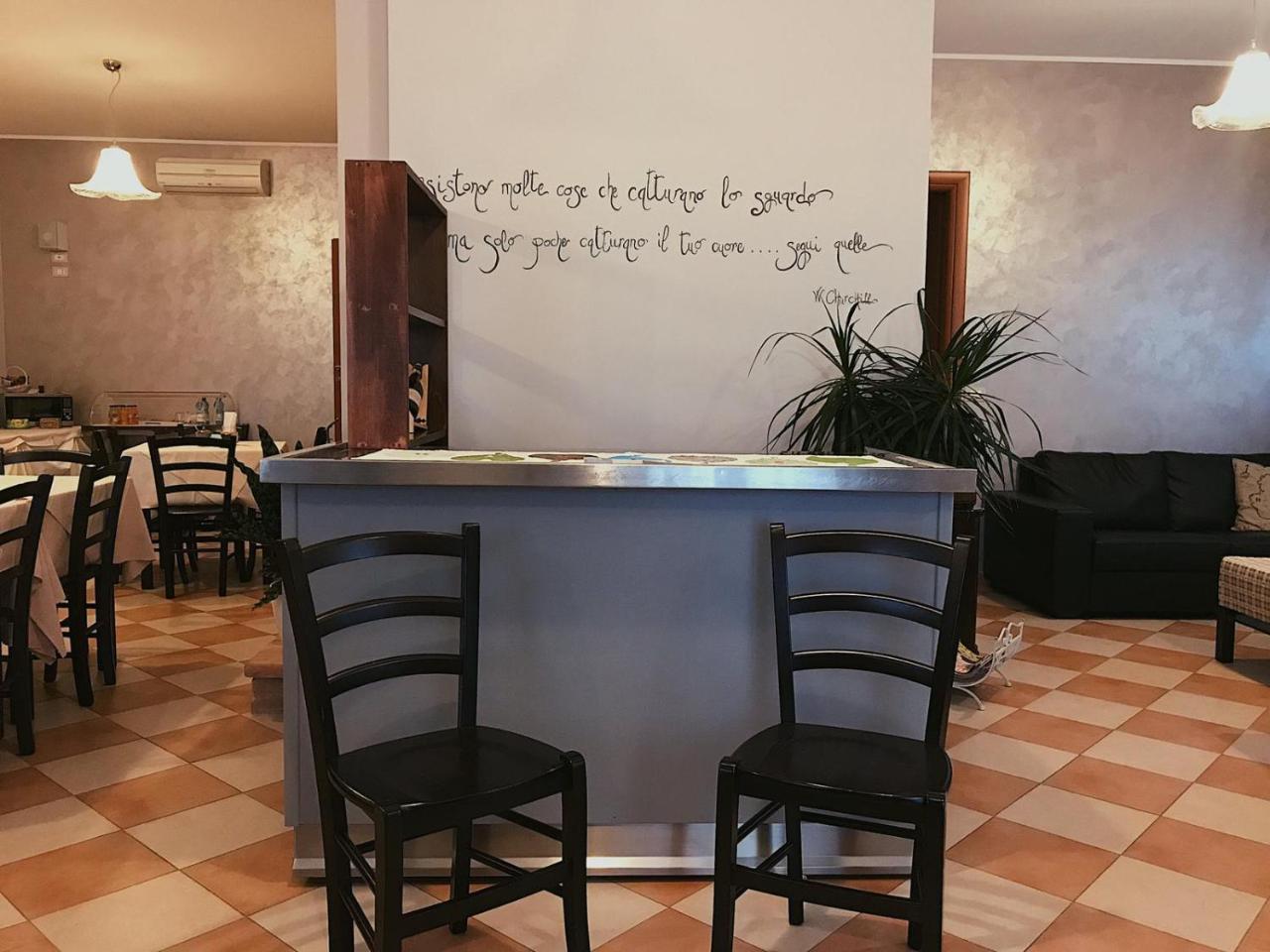 Hotel Opera' Moscufo Ngoại thất bức ảnh