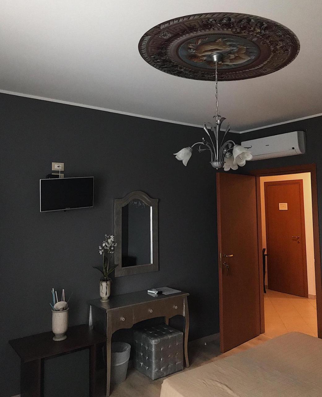 Hotel Opera' Moscufo Ngoại thất bức ảnh